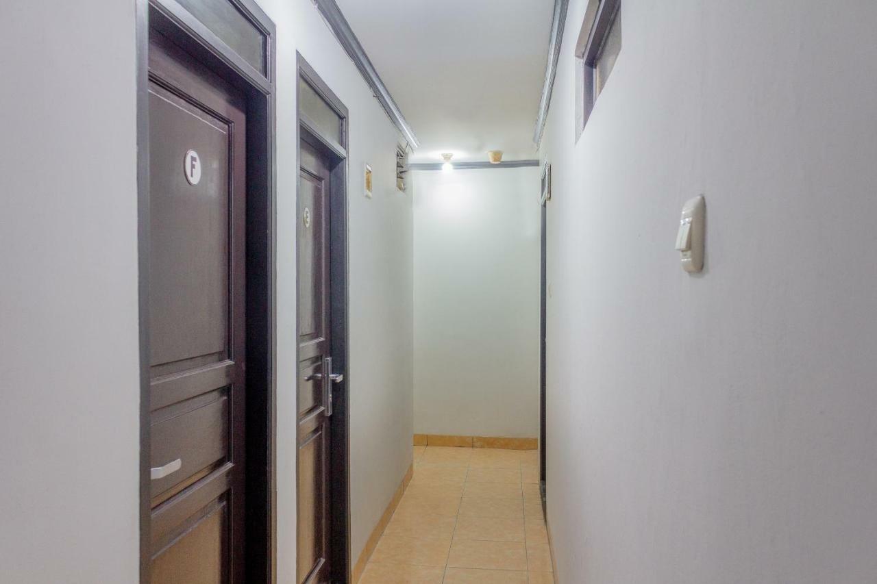 Oyo 649 K68 Residence Jakarta Extérieur photo