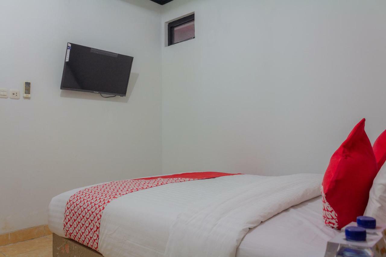 Oyo 649 K68 Residence Jakarta Extérieur photo
